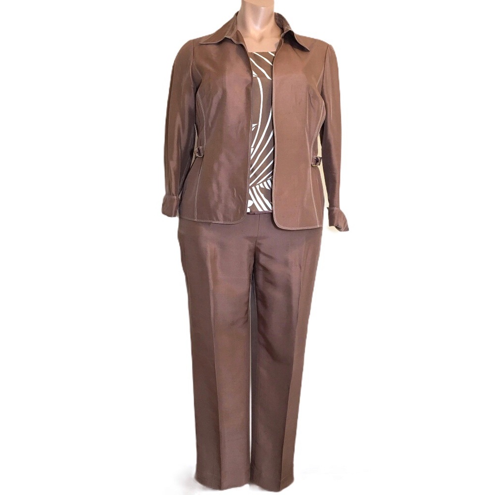 Adrianna Papell Woman 3 Piece Silk Pants Suit 14W
